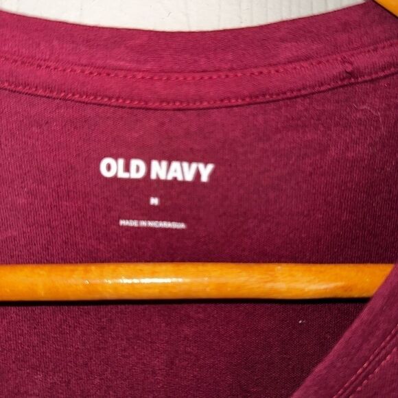 Old Navy Britney Spears Maroon Cropped Graphic Tee sz M - Picture 2 of 5